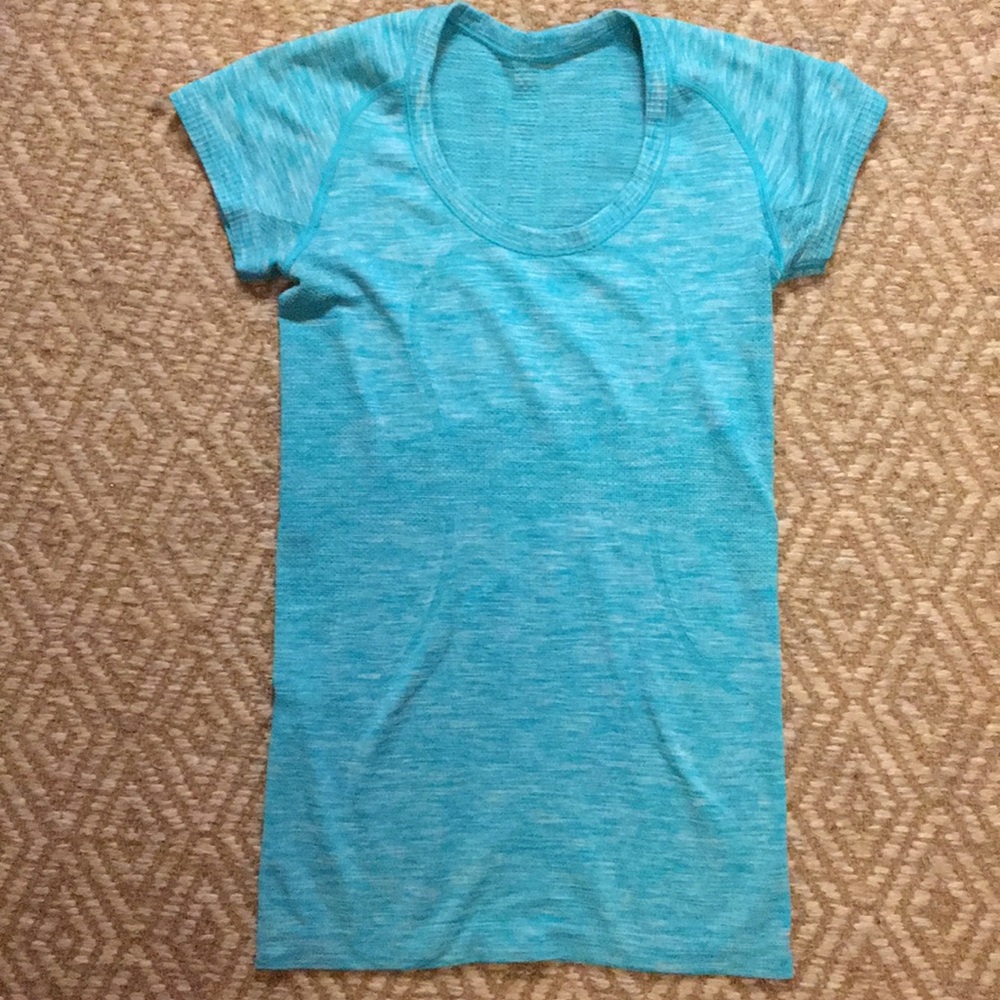 Turquoise scoop neck Lululemon top